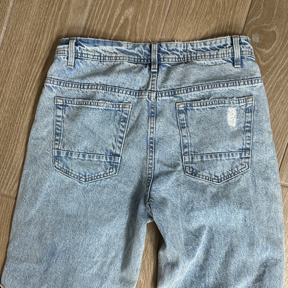 Cotton On Baggy Light Blue Distressed Jeans - Picture 5 of 9